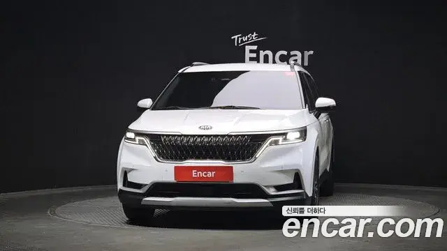 Kia Carnival 2020 — Фото 2/20