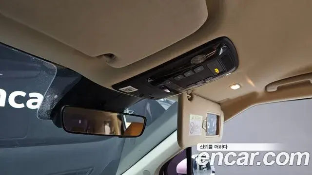 Kia Carnival 2020 — Фото 16/20