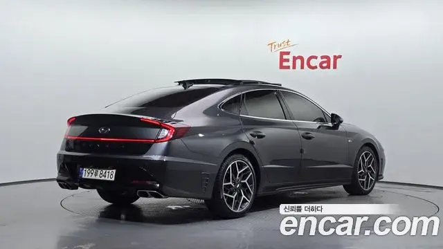 Hyundai Sonata 2021 — Фото 2/20