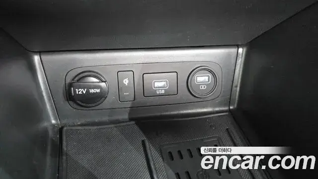 Hyundai Sonata Hybrid 2021 — Şəkil 22/30