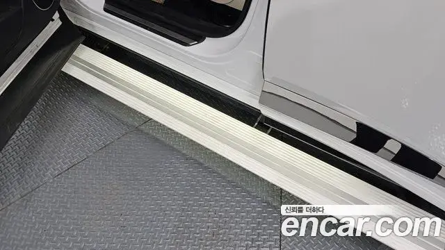 Genesis GV80 2023 — Şəkil 12/31