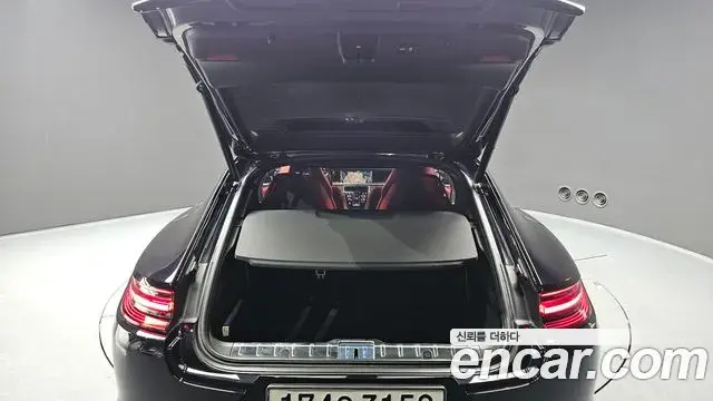 Porsche Panamera 2020 — ფოტო 15/31