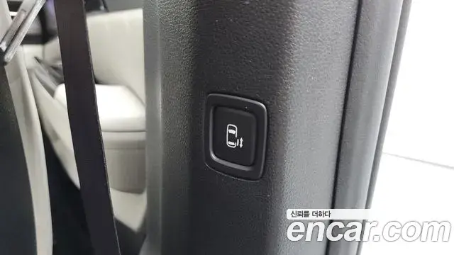 Kia Carnival 2023 — Фото 20/20