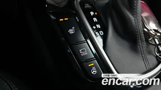 Kia Seltos 2021 — Şəkil 22/31