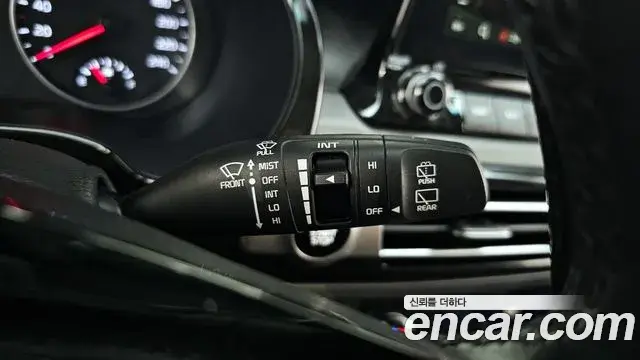 Kia Seltos 2021 — Şəkil 20/31