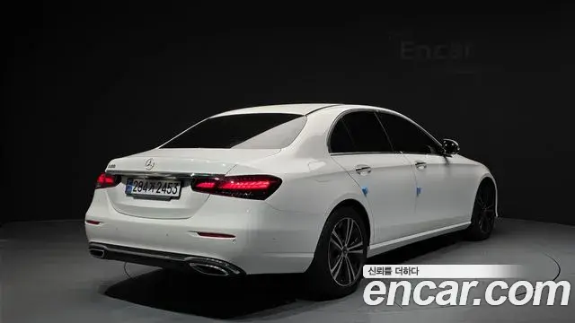 Mercedes-Benz E-Class 2022 — Şəkil 6/33