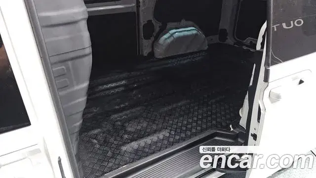 Hyundai Staria 2022 — Photo 12/20