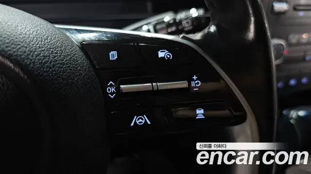 Hyundai Staria 2022 — Photo 15/20