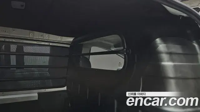 Hyundai Staria 2022 — Photo 16/20