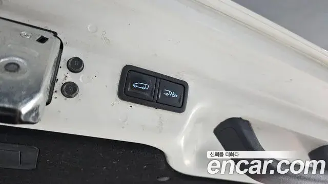 Hyundai Staria 2022 — Photo 17/20