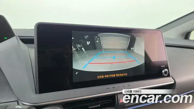 Toyota Prius 2025 — Şəkil 30/31
