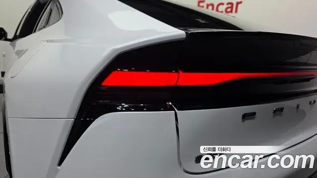 Toyota Prius 2025 — Şəkil 15/31