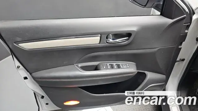 Renault Samsung QM6 2021 — ფოტო 30/36
