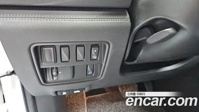 Renault Samsung QM6 2021 — ფოტო 12/36