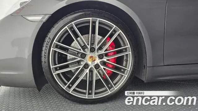 Porsche 718 Cayman 2021 — ფოტო 6/30