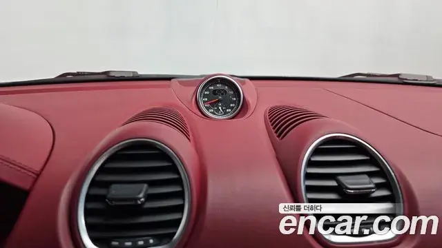 Porsche 718 Cayman 2021 — ფოტო 13/30