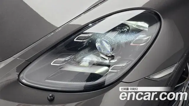 Porsche 718 Cayman 2021 — ფოტო 5/30