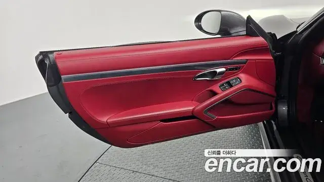 Porsche 718 Cayman 2021 — ფოტო 21/30
