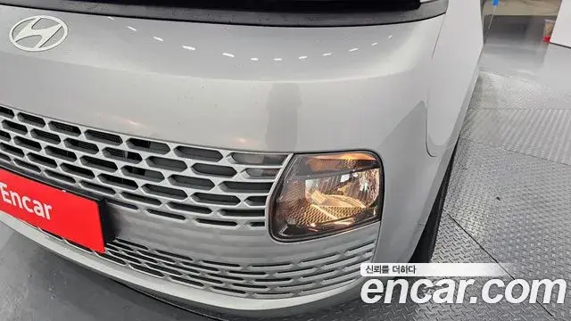 Hyundai Staria 2024 — Photo 13/30