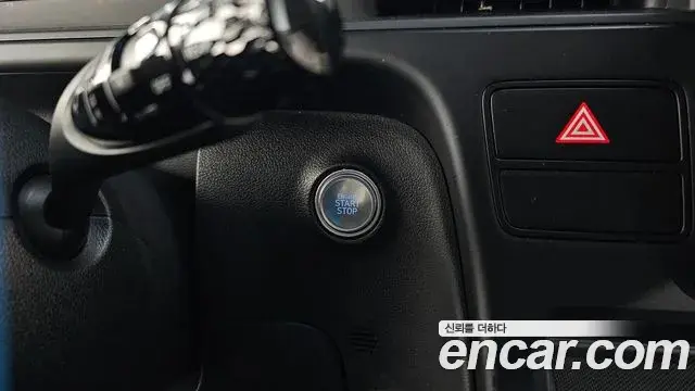 Hyundai Staria 2024 — Photo 22/30