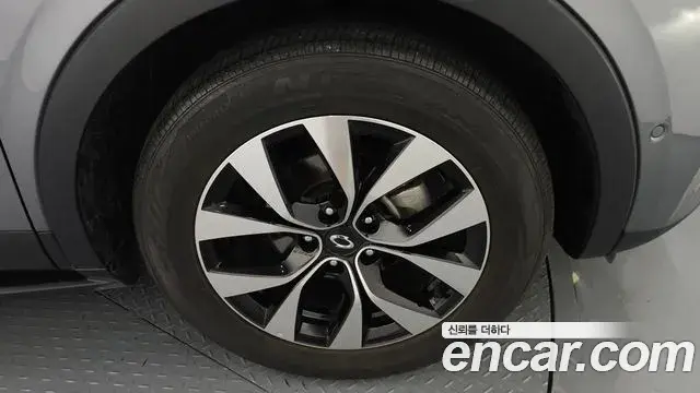 Renault Samsung XM3 2023 — ფოტო 3/32