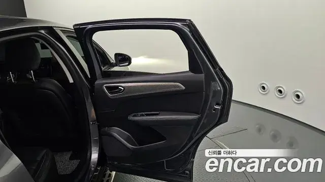 Renault Samsung XM3 2023 — ფოტო 14/32