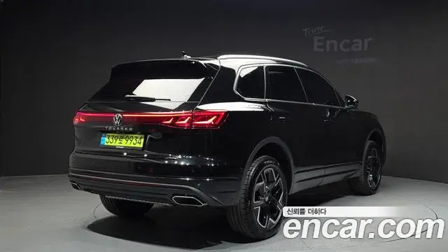 Volkswagen Touareg 2024 — ფოტო 19/34