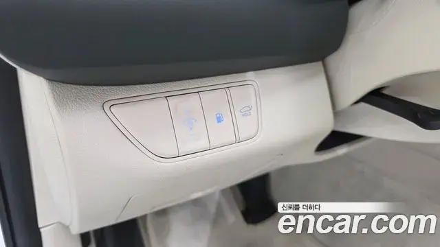Genesis G70 2022 — Photo 15/35
