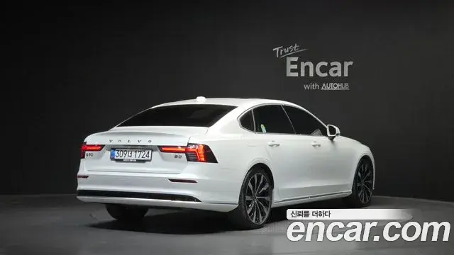 Volvo S90 2025 — Şəkil 29/37