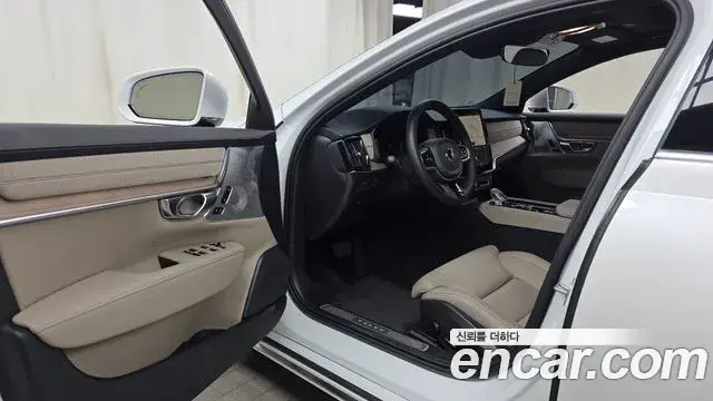 Volvo S90 2025 — Şəkil 25/37