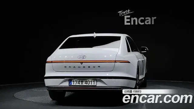 Hyundai Grandeur Hybrid 2023 — Şəkil 20/31