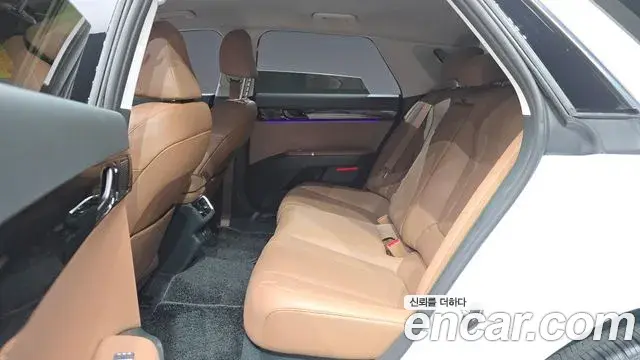 Hyundai Grandeur Hybrid 2023 — Şəkil 13/31