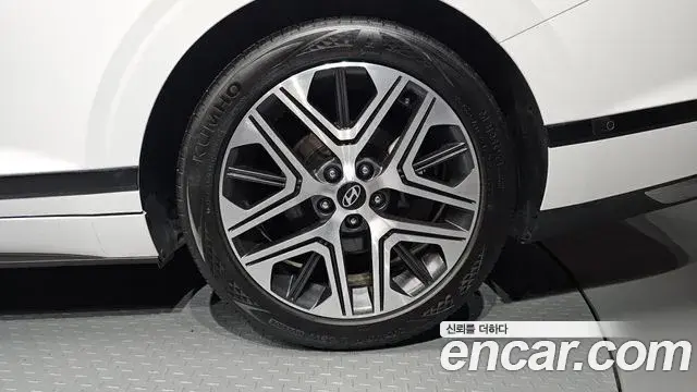 Hyundai Grandeur Hybrid 2023 — Şəkil 15/31