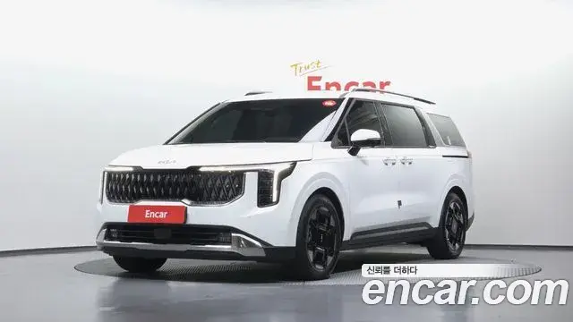 Kia Carnival 2024 — Photo 19/35