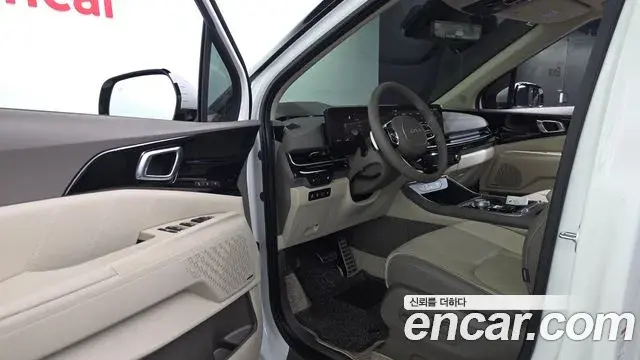 Kia Carnival 2024 — Photo 22/35