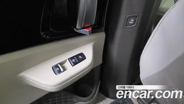 Kia Carnival 2024 — Photo 23/35