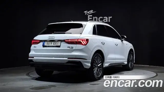 Audi Q3 2023 — ფოტო 6/31