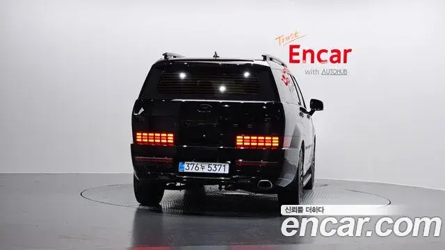 Hyundai Santa Fe 2025 — Photo 22/33