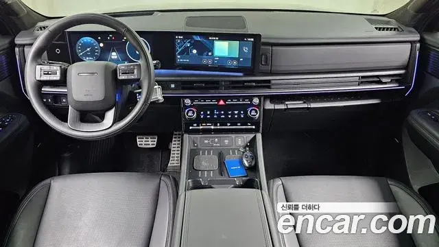 Hyundai Santa Fe 2025 — Photo 28/33