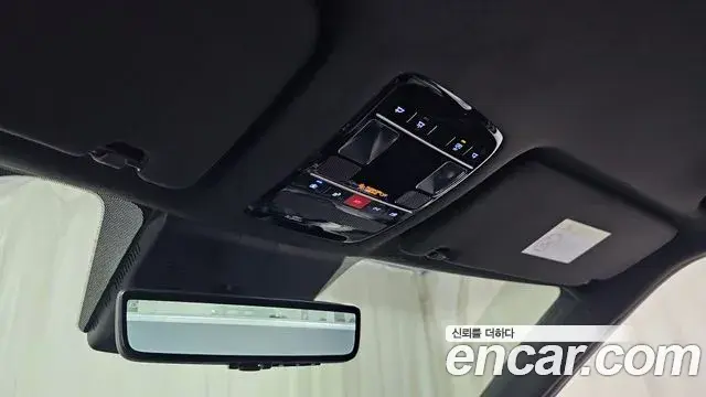 Hyundai Santa Fe 2025 — Photo 3/33