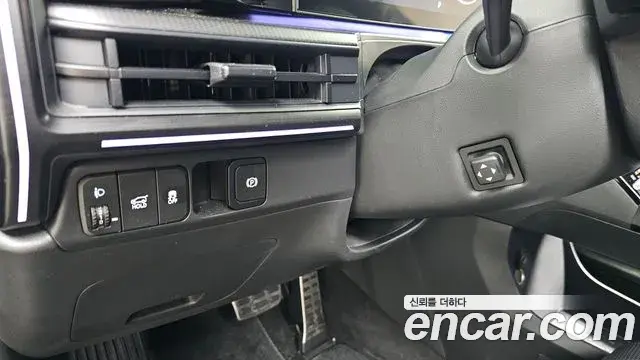 Hyundai Santa Fe 2025 — Photo 21/33
