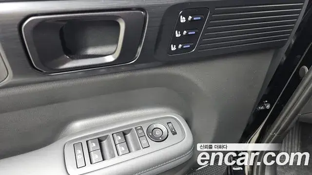Hyundai Santa Fe 2025 — Photo 11/33