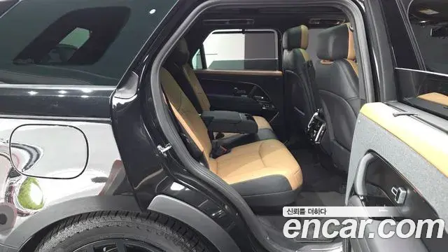 Land Rover Range Rover Sport 2025 — Photo 29/32