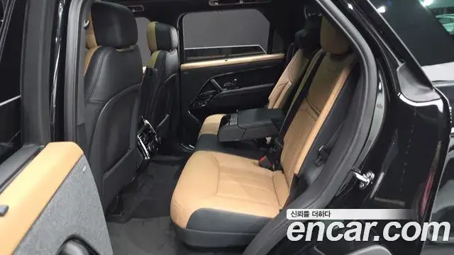 Land Rover Range Rover Sport 2025 — Photo 31/32