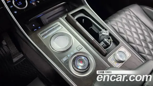 Genesis GV80 2020 — ფოტო 17/38