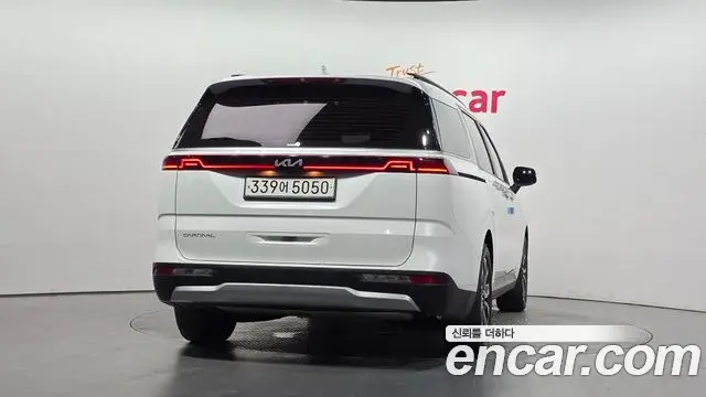 Kia Carnival 2022 — Photo 4/20