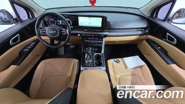 Kia Carnival 2022 — Photo 7/20
