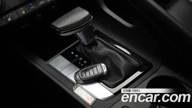 Hyundai Avante 2021 — Photo 9/20