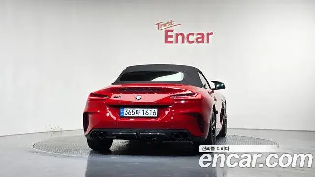 BMW Z4 2020 — Şəkil 28/30