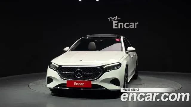 Mercedes-Benz E-Class 2025 — Фото 3/20